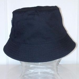 NWOT No Boundaries Black Bucket Hat